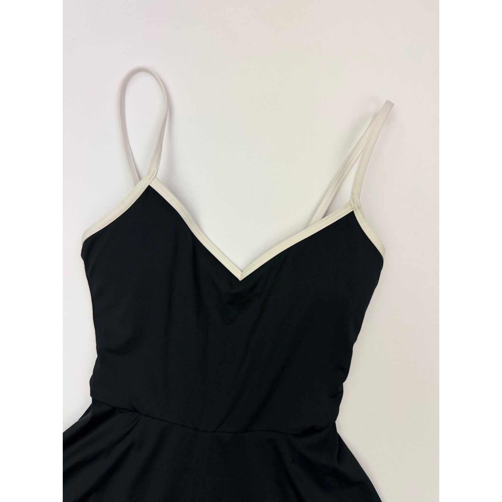 Gilly Hicks Active Dress Black White Trim Built-in Shorts Pocket XS Mini Tennis