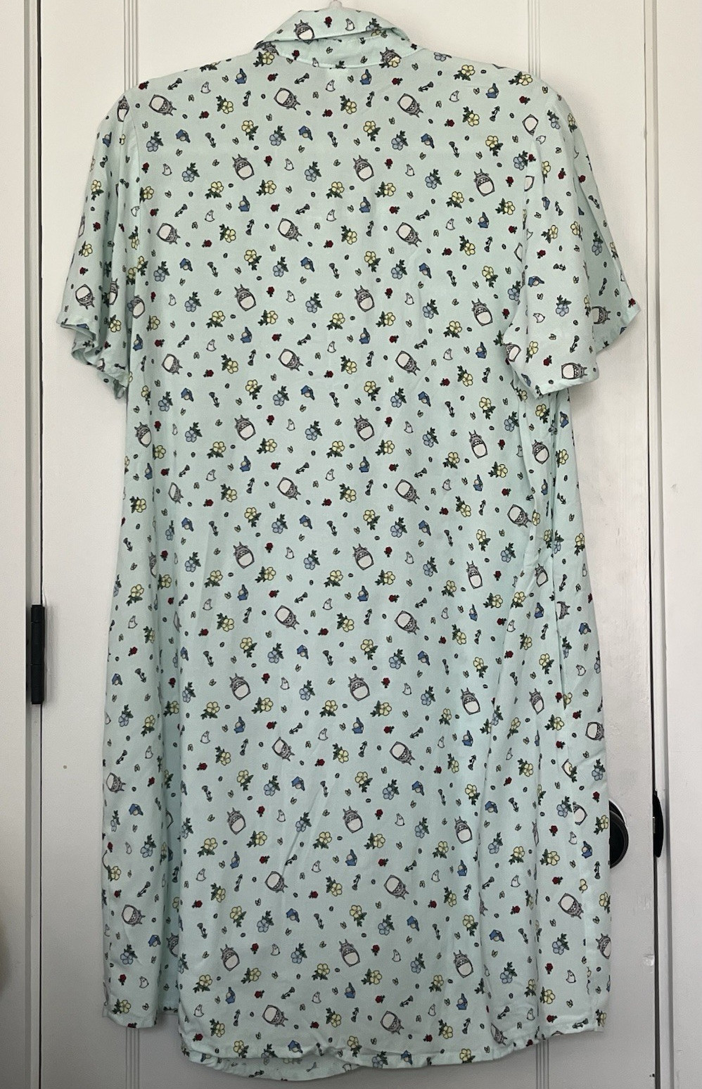 Her Universe Totoro Collared Shirt Dress L Light Blue Floral Button Pockets