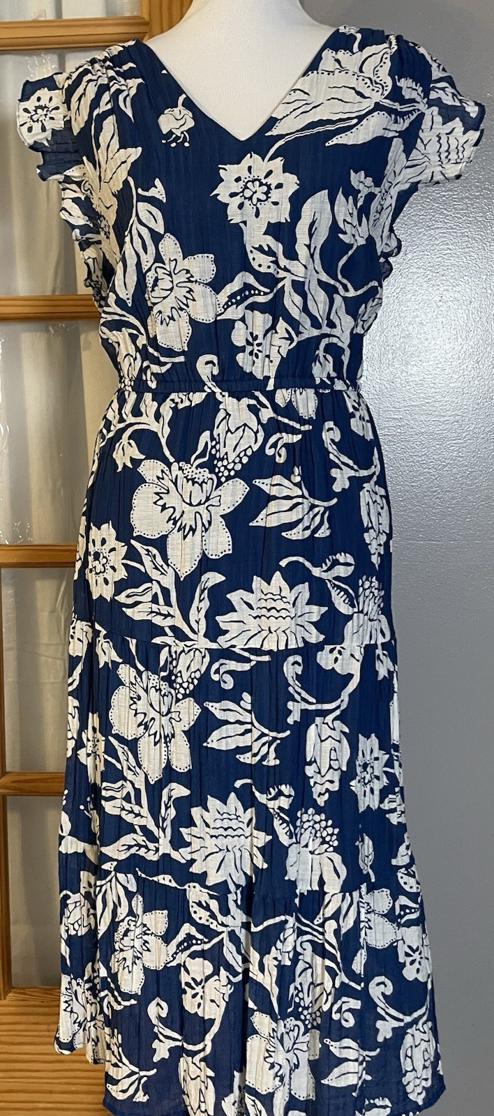 Ophelia Roe Tiered Floral Maxi Dress 2X Crinkled Blue White Ruffled Sleeve Boho