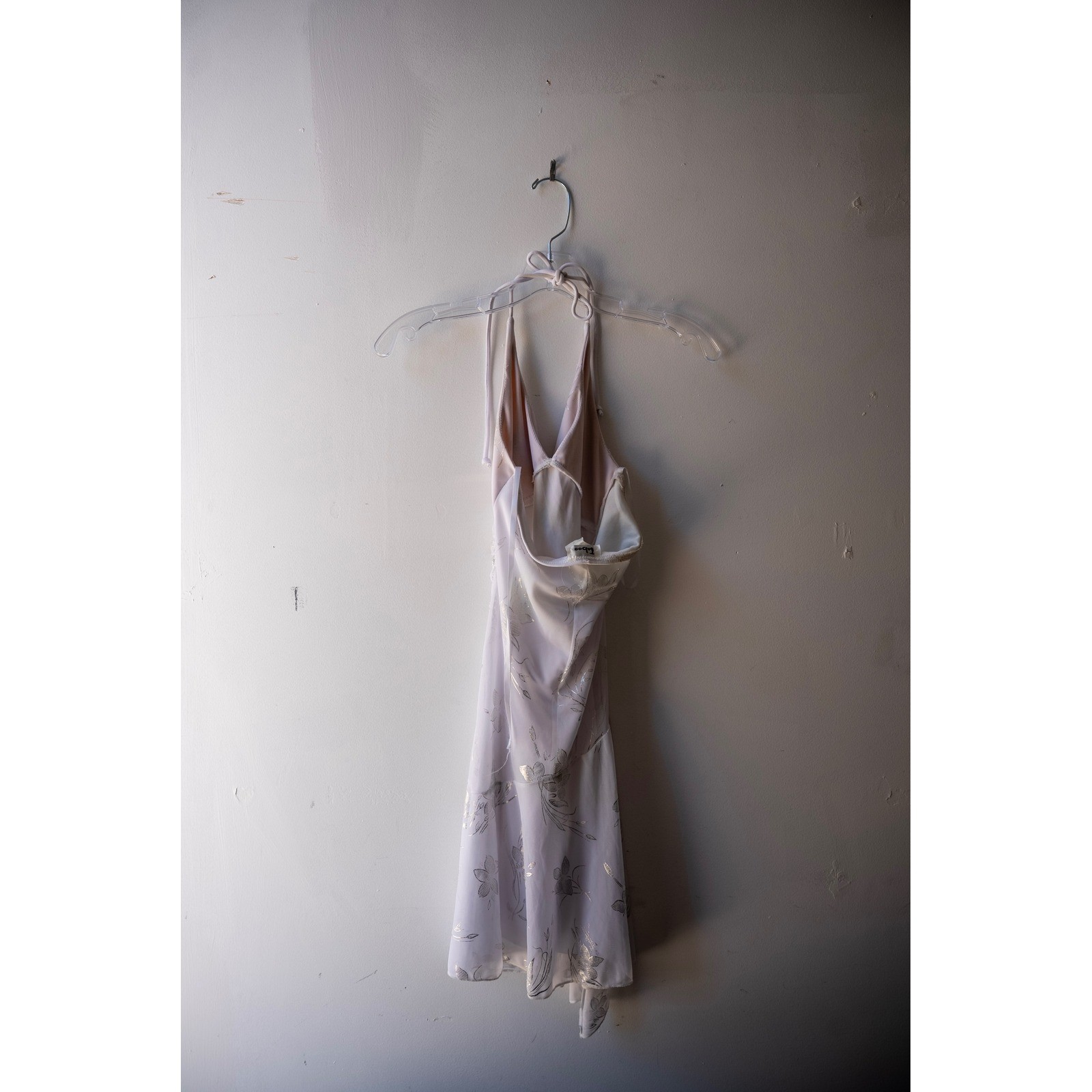 White Silver Floral Metallic Halter Mini Dress Ruched Deep V-Neck Open Back
