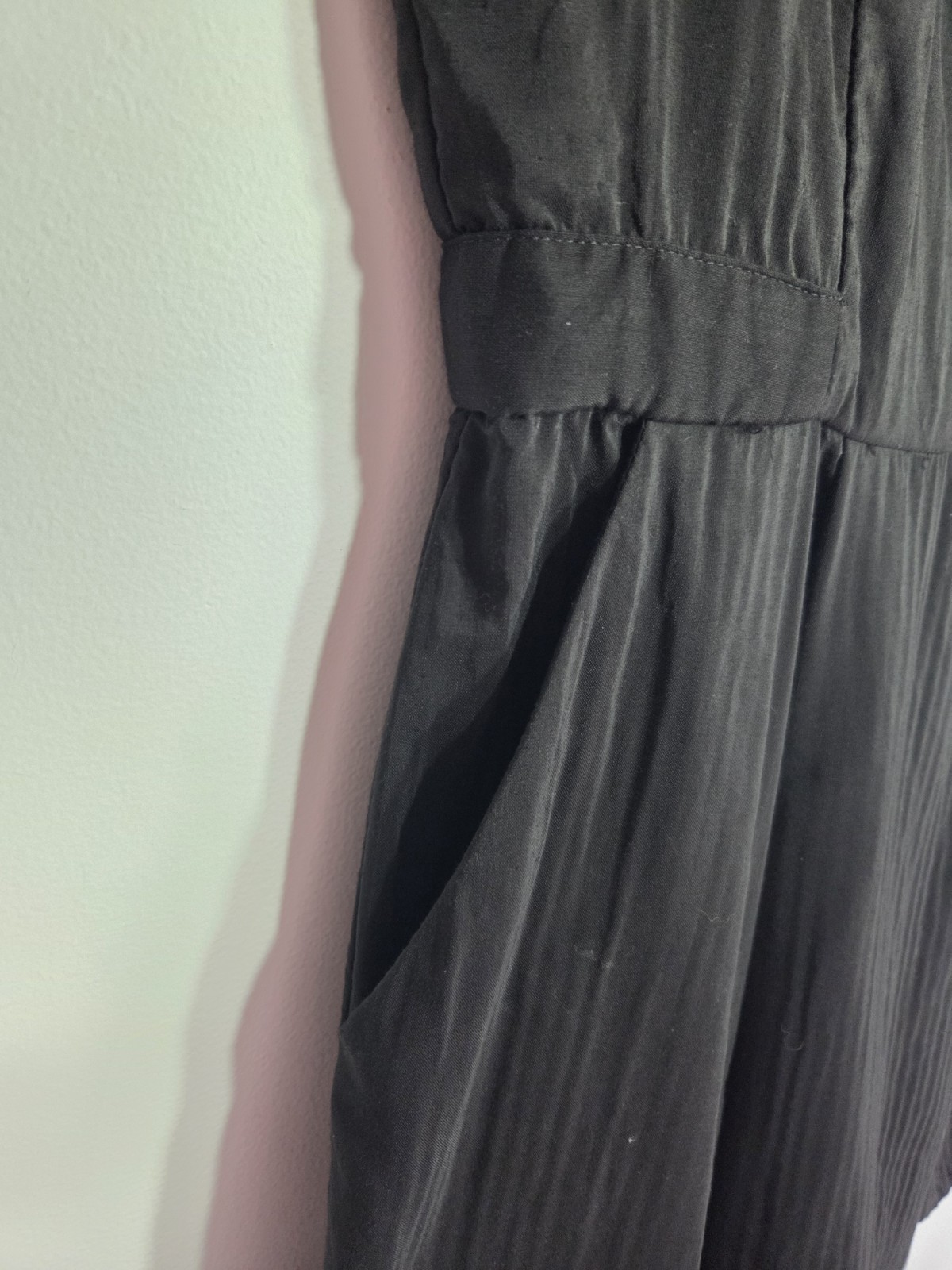 Cue Black Fit & Flare Square Neck Sleeveless Pleated Pockets Zip Dress 12