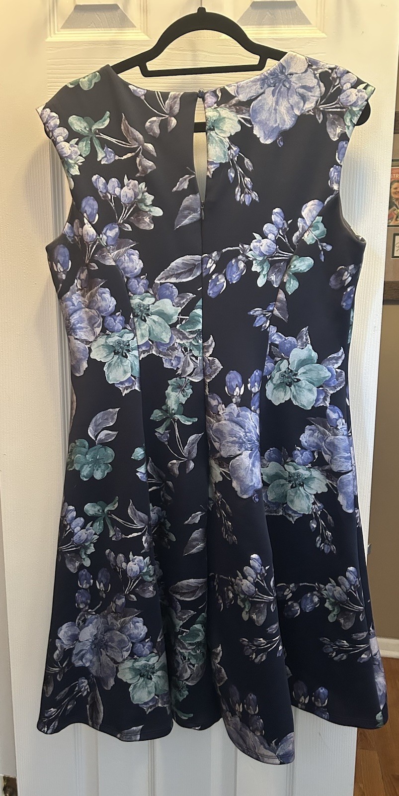 Roz & Ali Sleeveless A-Line Navy Blue Floral Dress – Knee Length | Size 12 New