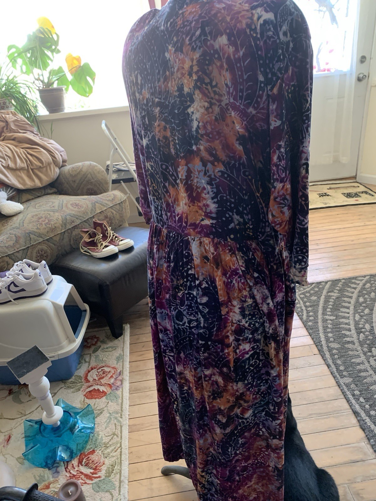 Women’s Purple Abstract V-Neck 3/4 Sleeve Button Front Midi Dress Regular