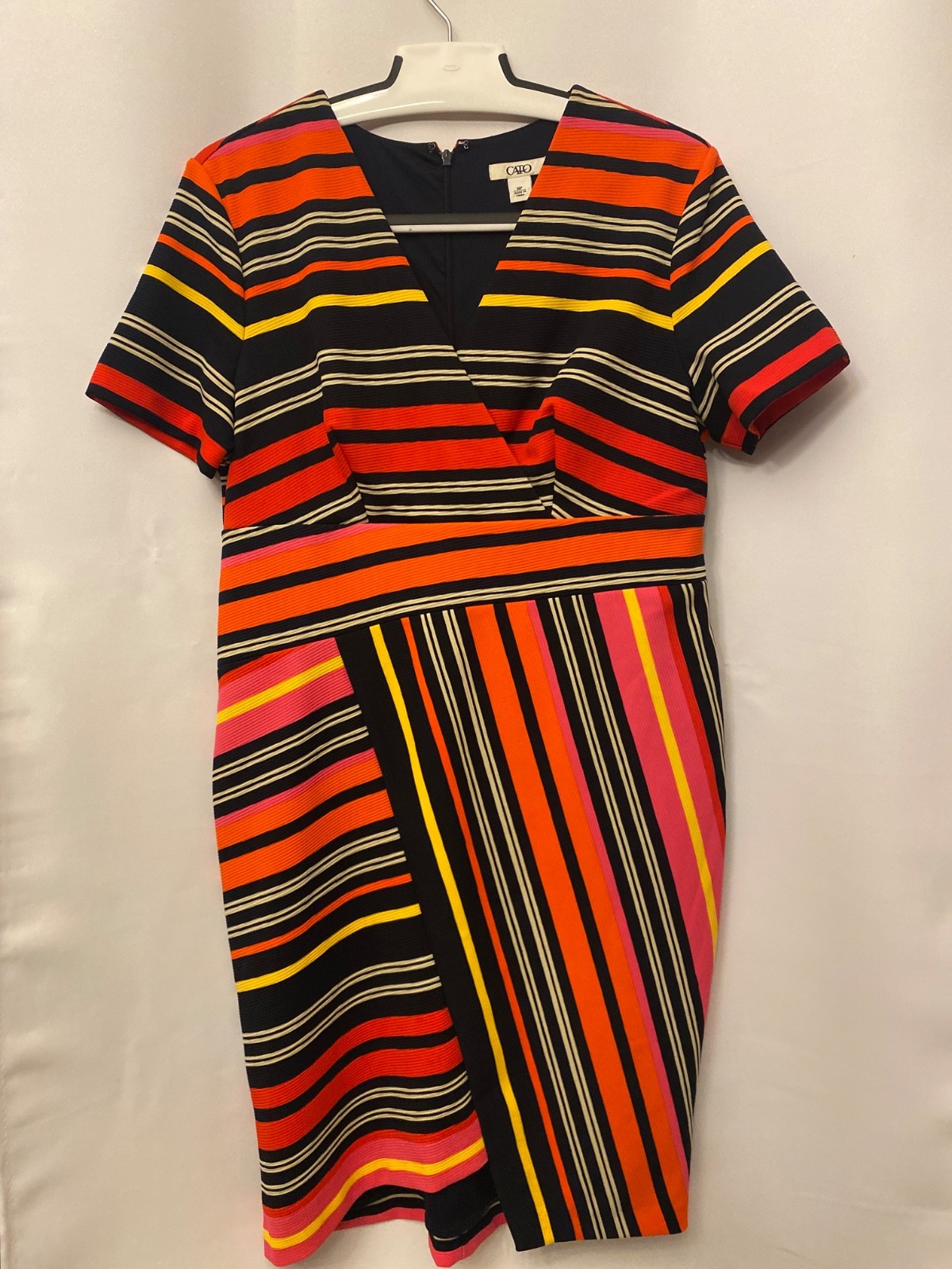 Size 14P Dress Striped Pattern V- Neck Silhouette Comfortable Office Casual Fit