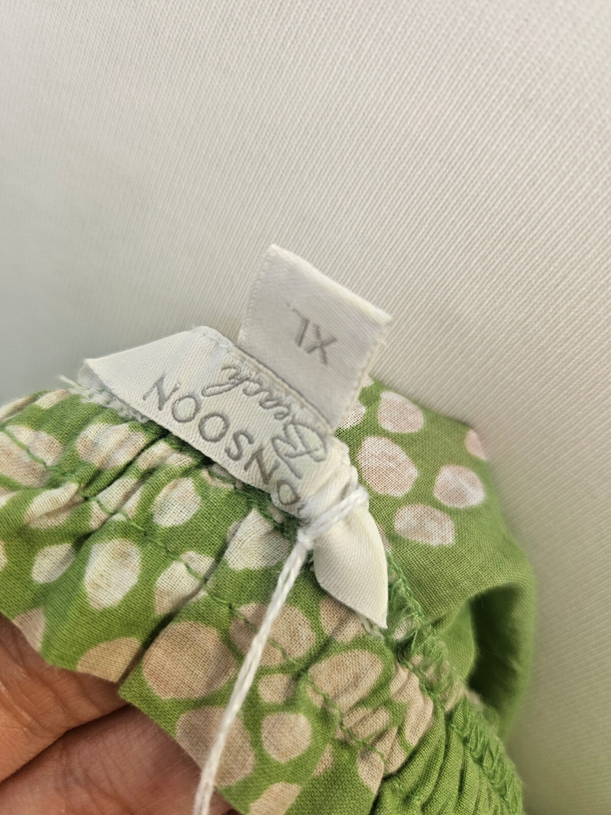 Green Sleeveless Summer Dress with White Leaf Pattern, Size XL