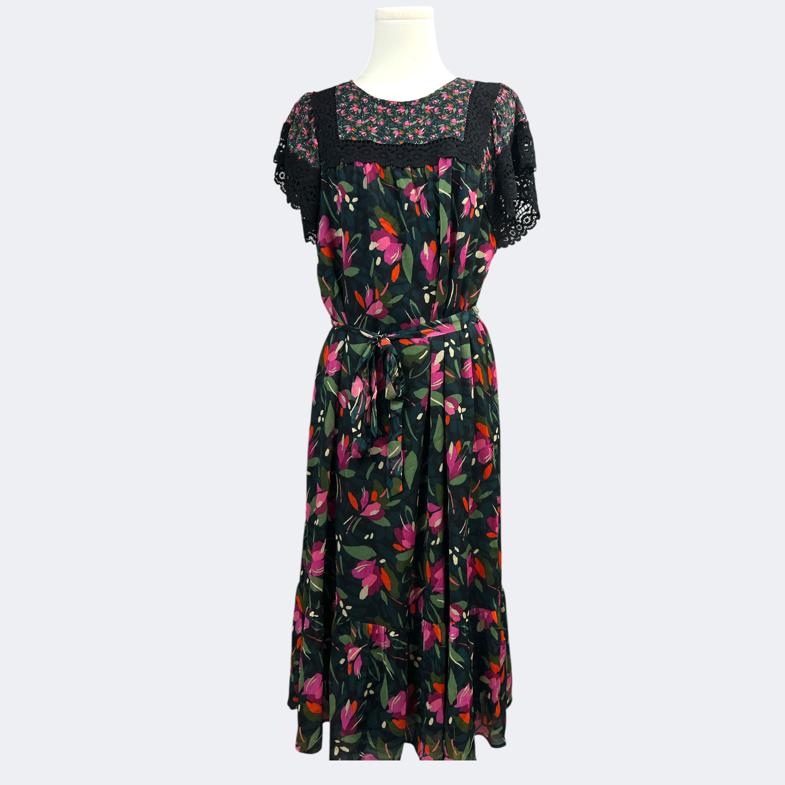 Danielrainn Dress Floral Red Green Black Short Sleeve Square Neck Lace