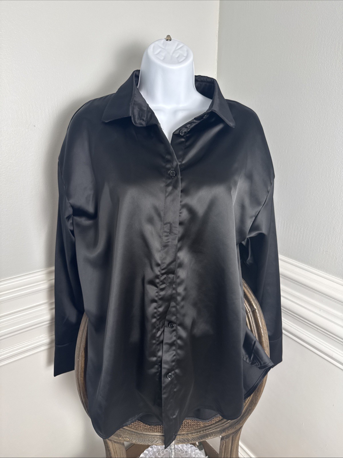 Black Polyester Long Sleeve Dress Shirt With Fringe – Button Up – Size Small
