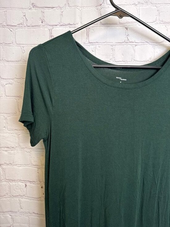 Daily ritual dark hunter green minimalist t shirt maxi dress medium coastal chic