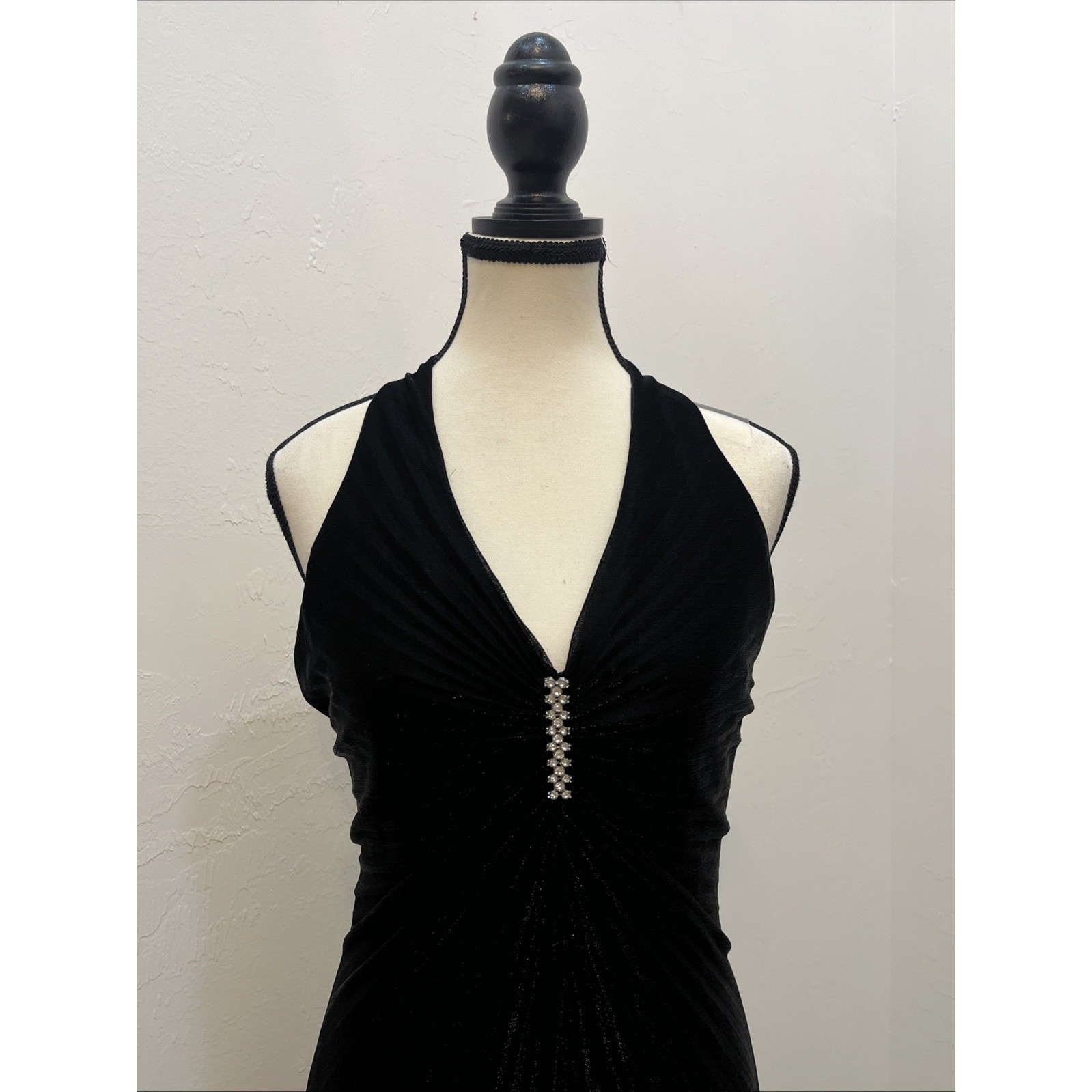 Cache Halter Gown Women 10 Black Excellent Metallic Pleated Rhinestone Formal