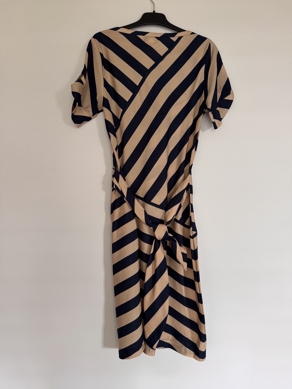 Diane Von Furstenberg DVF Silk Striped Dress Beige Blue Tie Waist Women Size 2