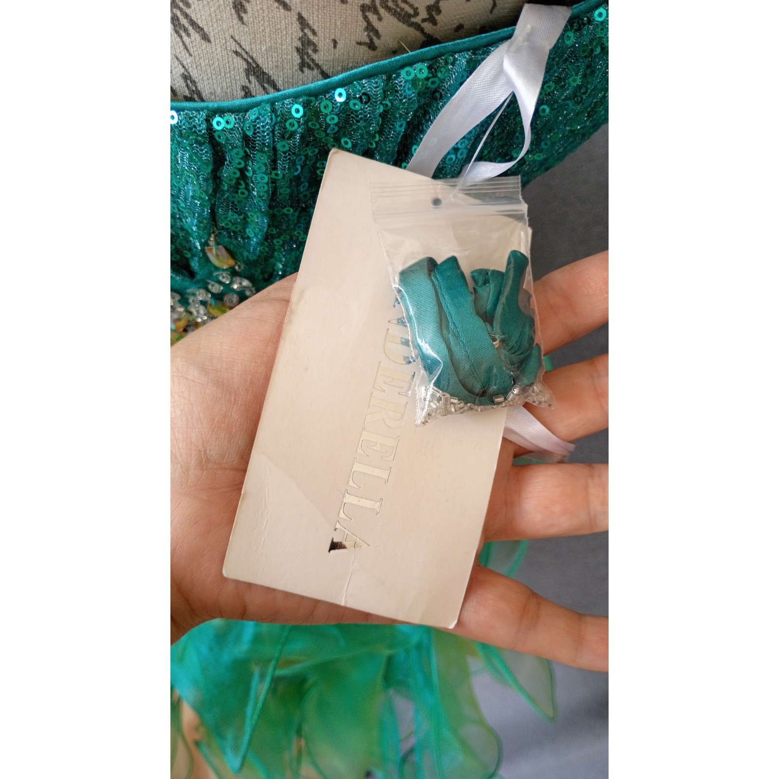 Cinderella Green Sequin Beaded Ruffle Homecoming Dress Size 10 Party Formal Prom