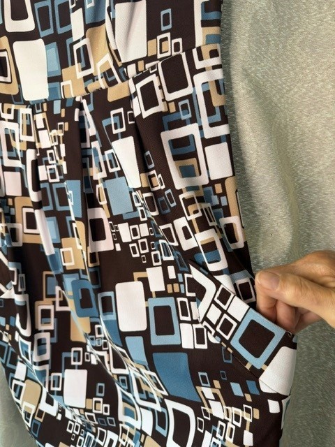 Connected Dress for Work and After Work Brown White Blue Print So Chic!