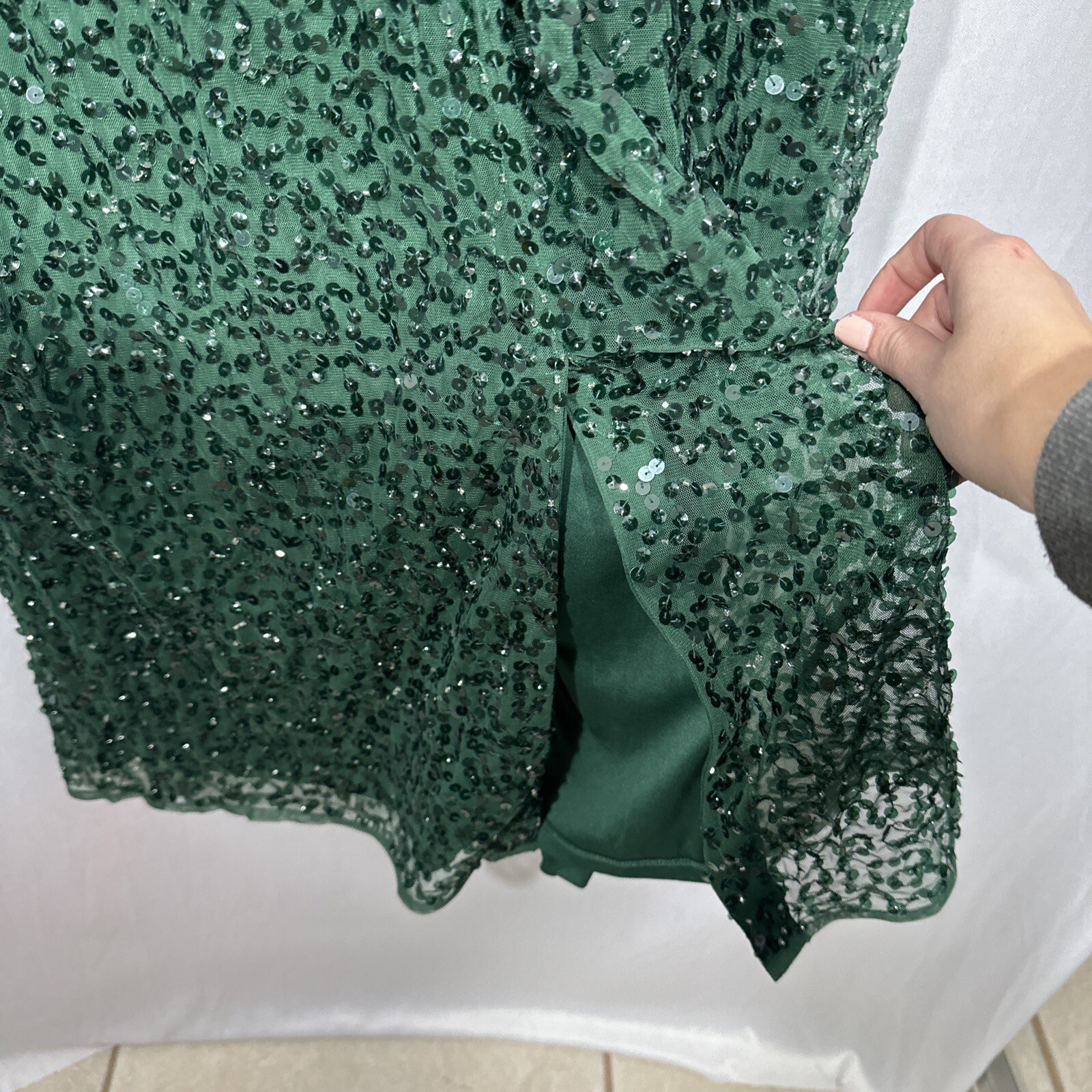 NWT $458 Mac Duggal [ 18 ] Sequined Ruffle Tiered Midi Dress Emerald #G1281