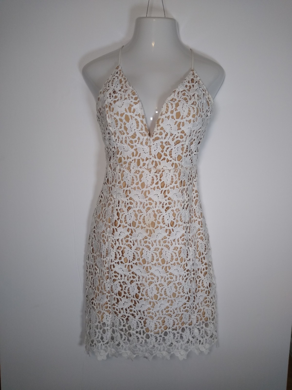 J.O.A Lace Halter Dress Women’s Size Medium