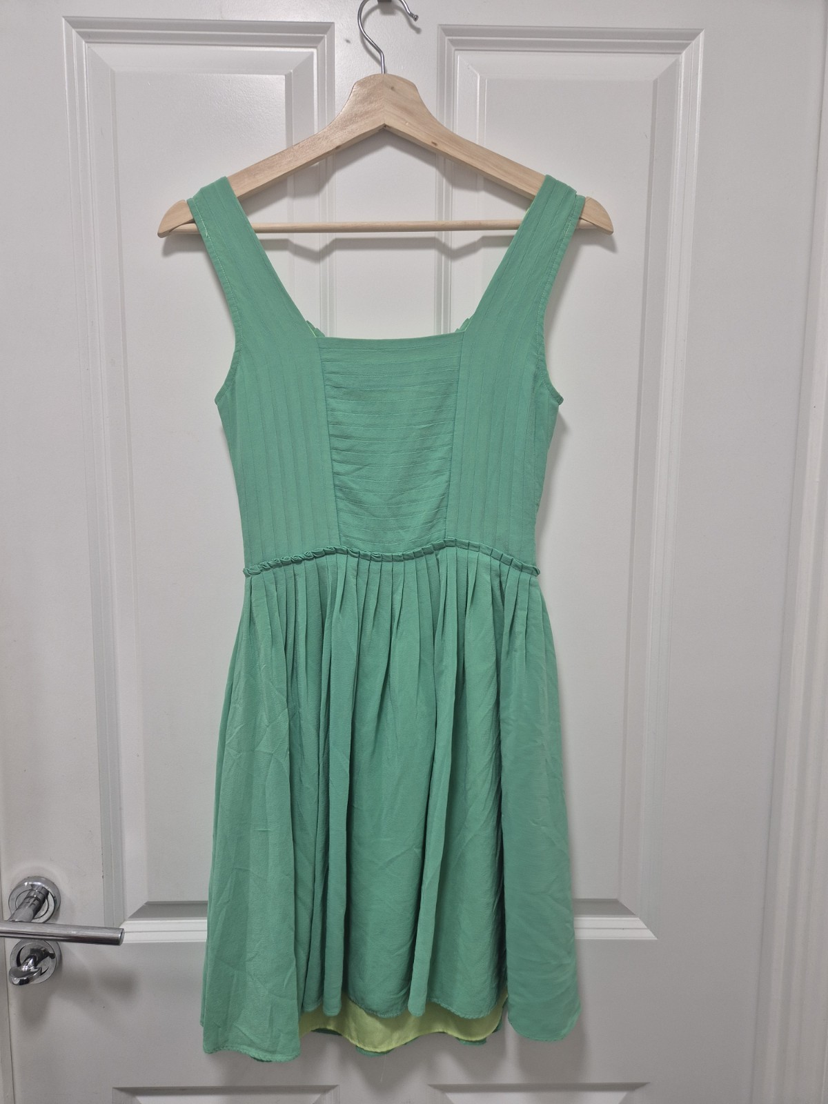 REISS 100% Silk Green Pleated Fit & Flare Dress UK 6 / EU 34 (RRP £195)