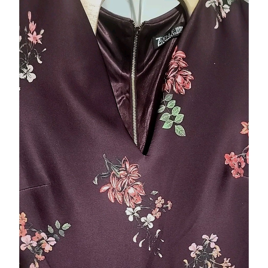 7th Avenue Design Studio Sheath Dress Women S Plum Floral V-Neck Sleeveless Zip