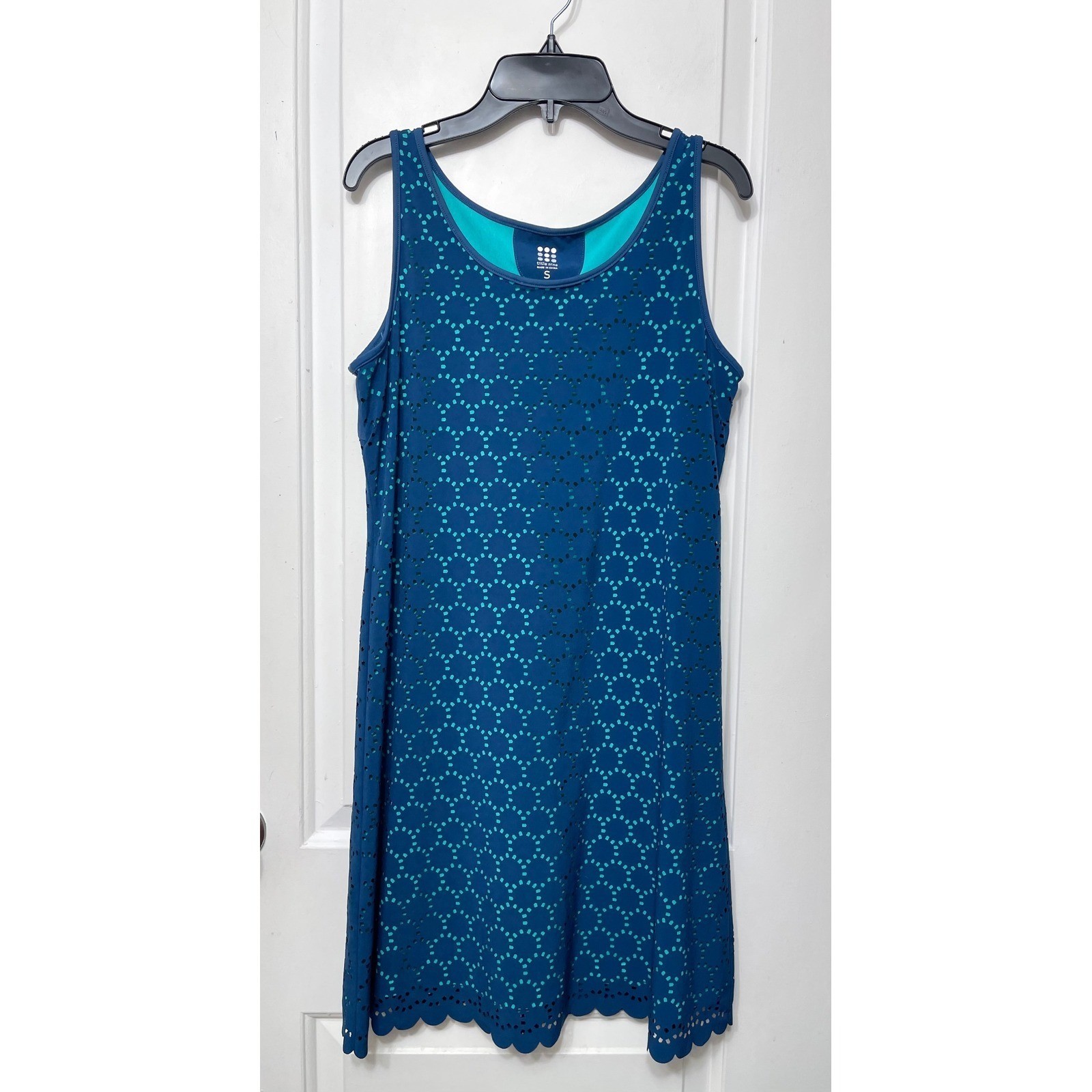 Title Nine Nimblene Illusion Laser Cut Stretch Athletic Dress Blue Size Size S