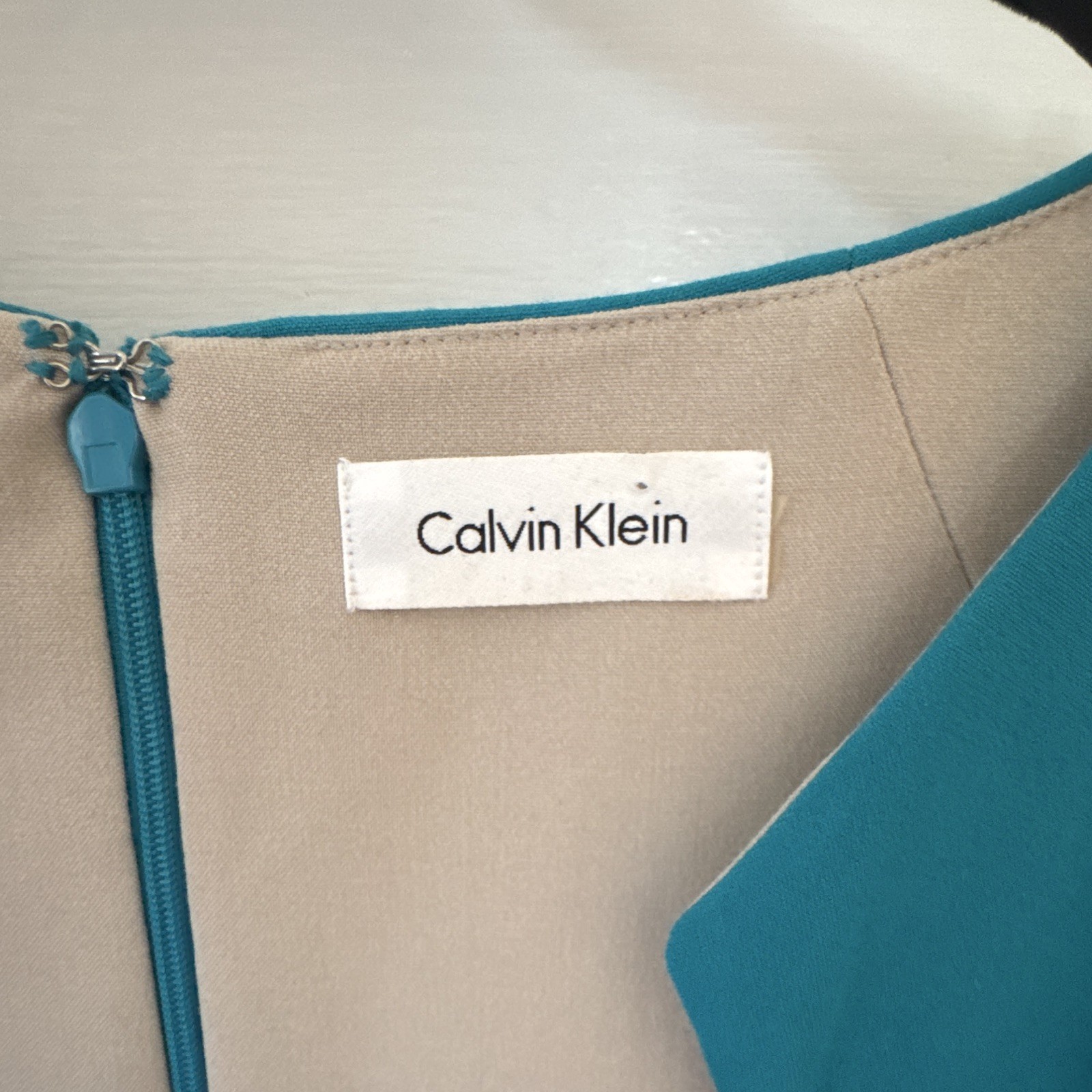 Calvin Klein Teal Sheath Dress Ruched Stretch Lined Scoop Neck Knee 8