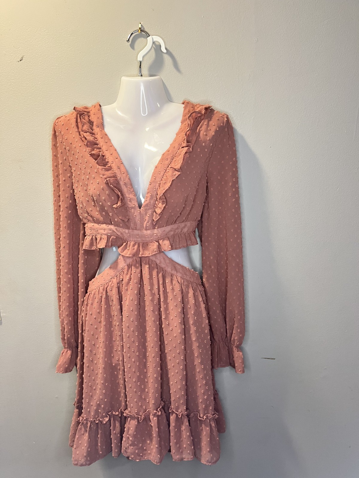 DO+BE Dusty Rose Swiss Dot Cutout Mini Dress Long Sleeve Ruffle Size S