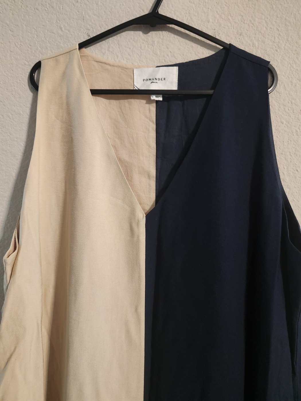 Pomander Place by Tuckernuck Tan & Navy Sallie Dress V-neck Midi A-line size XL