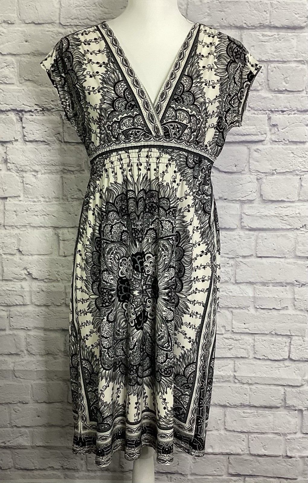 Y2K She’s Cool Black & White Boho Print Dress Sz S Party Vacation Classy Indie