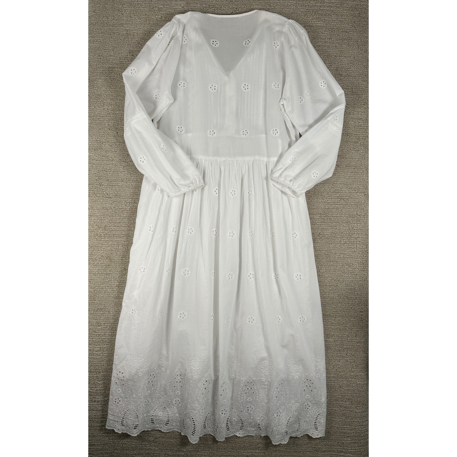 Zara White Eyelet Lace Midi Dress Womens XL Long Sleeve Boho Pintuck V-Neck