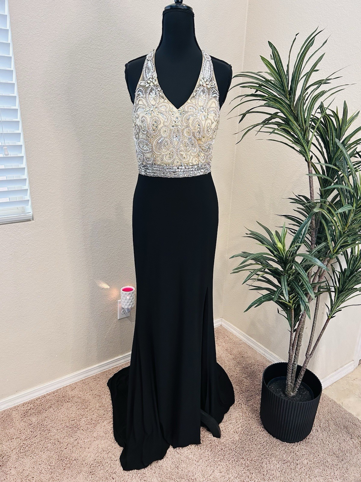 Dancing Queen Halter Dress Gold Beaded Bodice Formal Train Size Medium