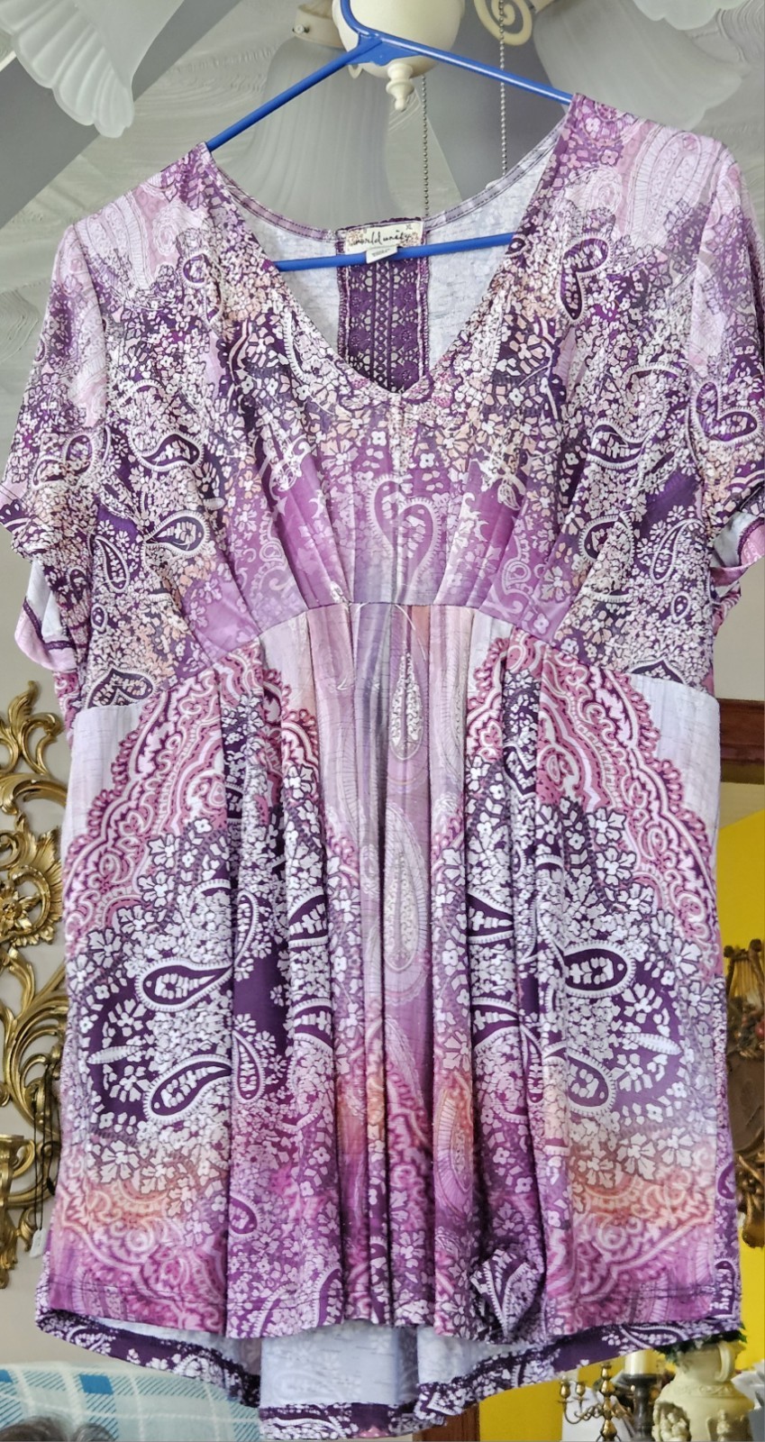 World Unity XL Purple Paisley Lace V-Neck Cap Sleeve Short Shift Dress