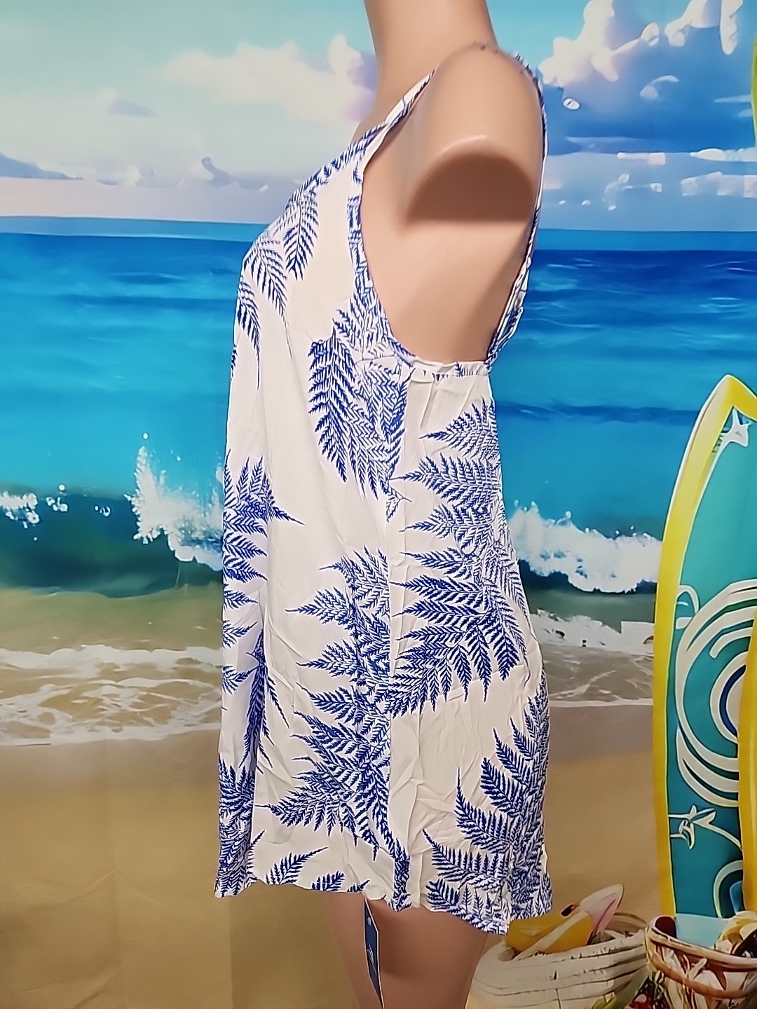 NWT Cupshe Women’s White Tropical Mini Dress Size Medium