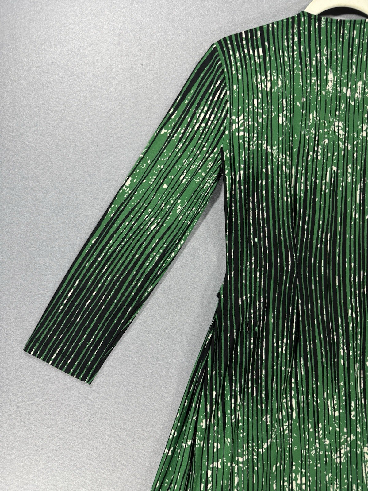 BCBG Adele Wrap Dress Amazon Green & Black Quarter Sleeve Evening Night Out Sz S