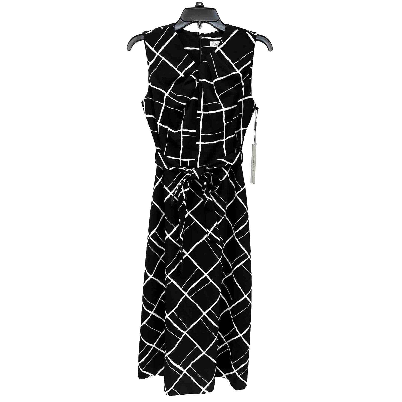 NWT Sz 4 Calvin Klein Black And White A Line Belted Dress. Ruched Keyhole Neck