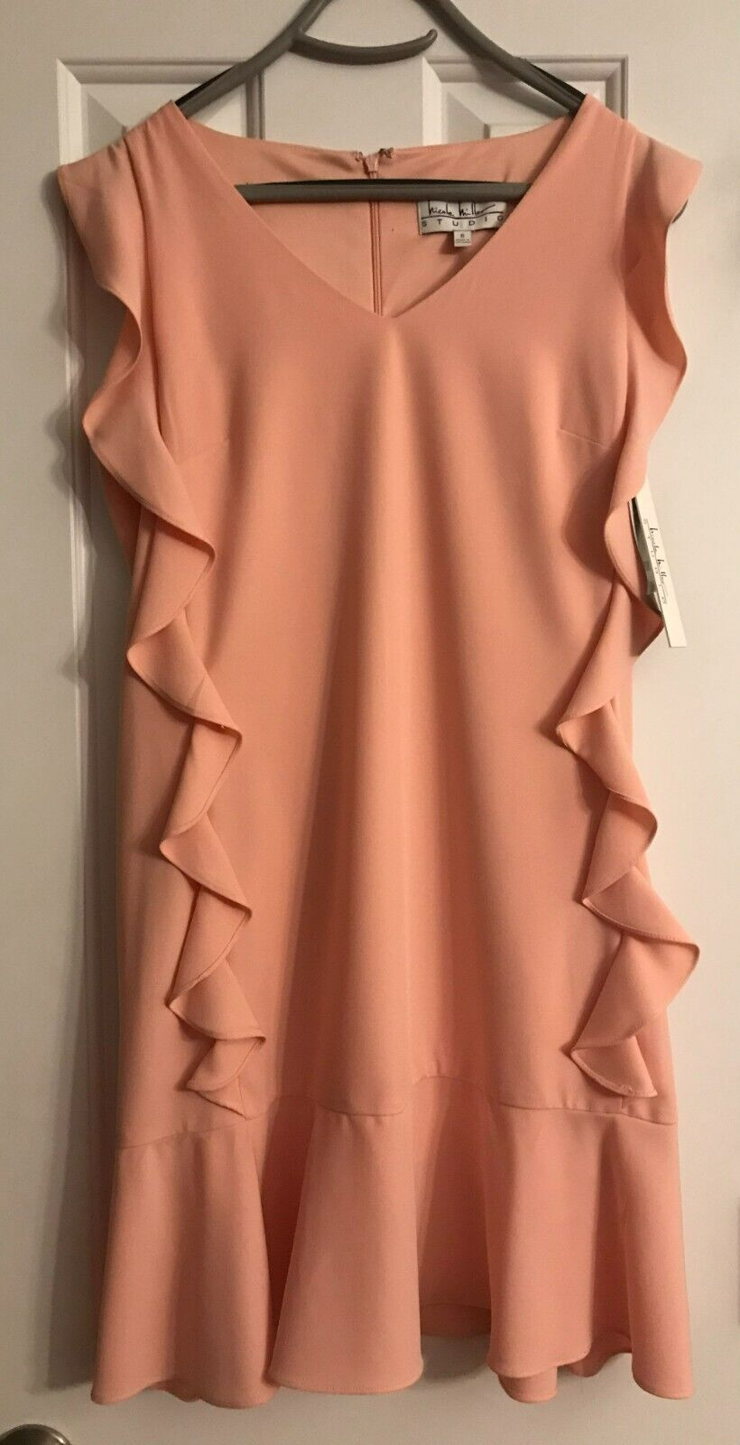 NWT Nicole Miller Womens V-Neck Front Ruffle Sides Peach Dress, 6! MSRP$78.00