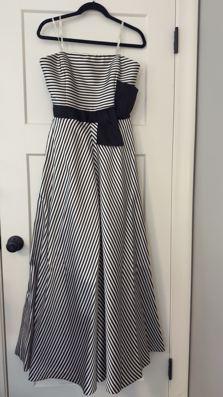 Halston Heritage Strapless Striped Faille Black & Ivory Striped Gown SIze 8