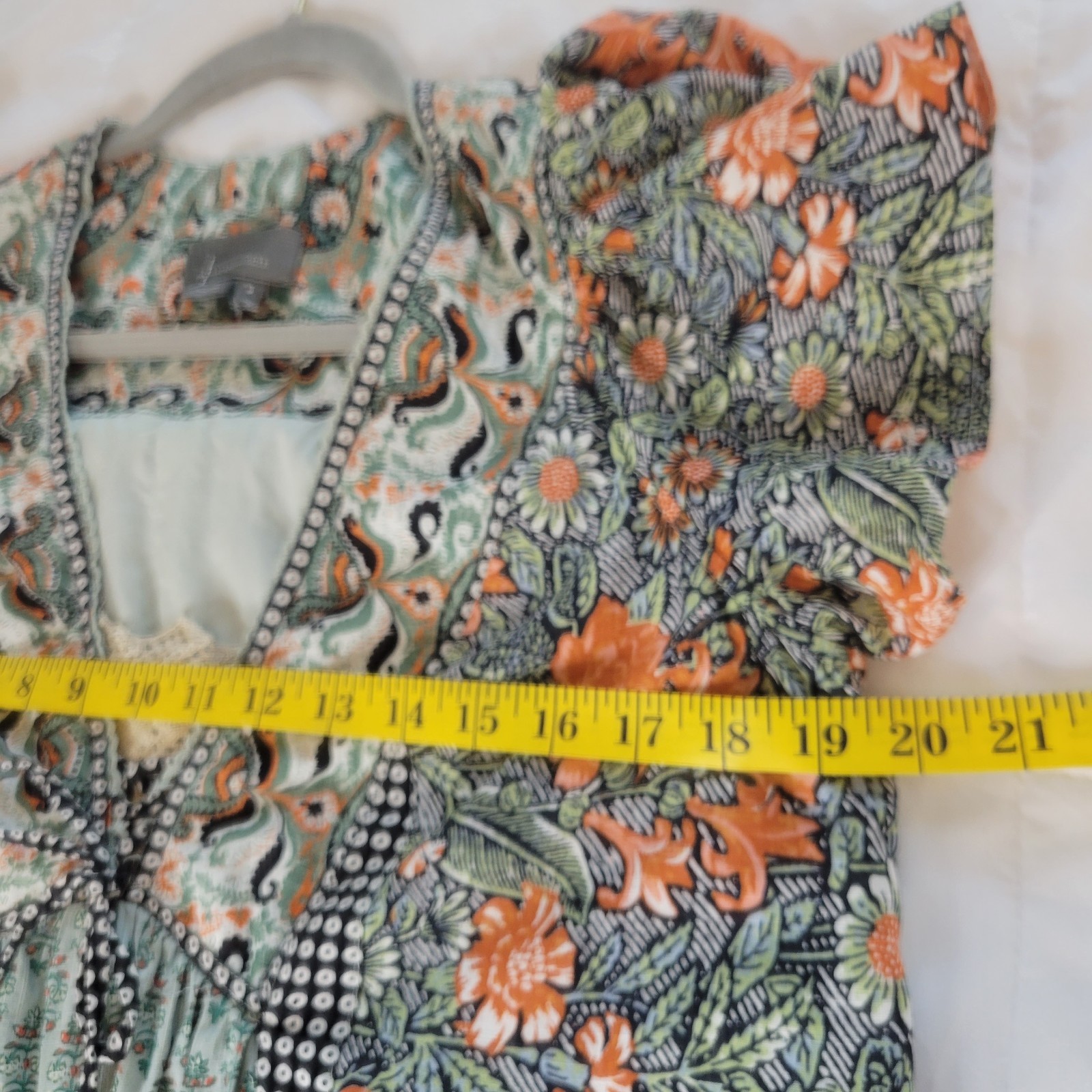 Anthropologie Sz M Astrid Tunic V Neck Floral Printed Lace Flutter Sleeve Dress