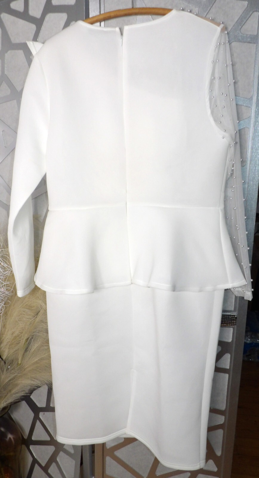 AOME! BEADED PEPLUM WHITE BODYCON DRESS ( SZ: 3XL )