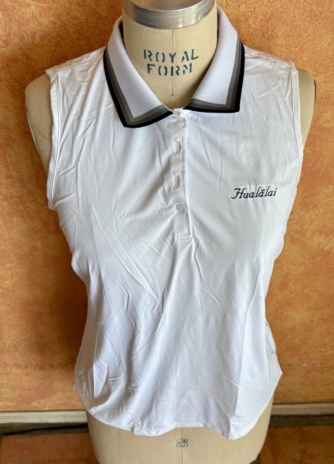 G/Fore Sleeveless Women’s Golf shirt Zip Up Neck UV50 Zip Sz M
