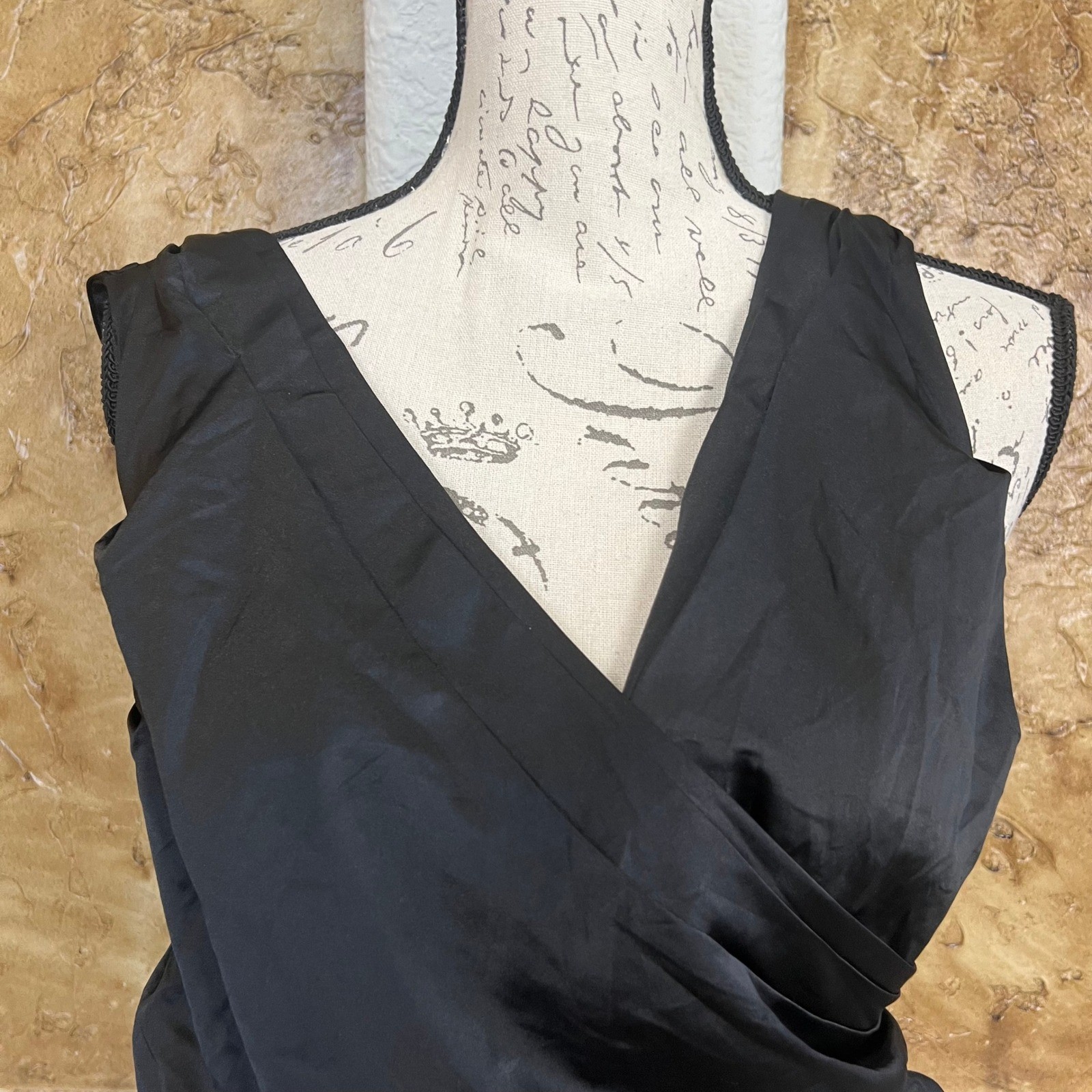 NWD Express Ruched Mini Dress Sz 10 Black Satin Faux Wrap V-Neck Party Cocktail