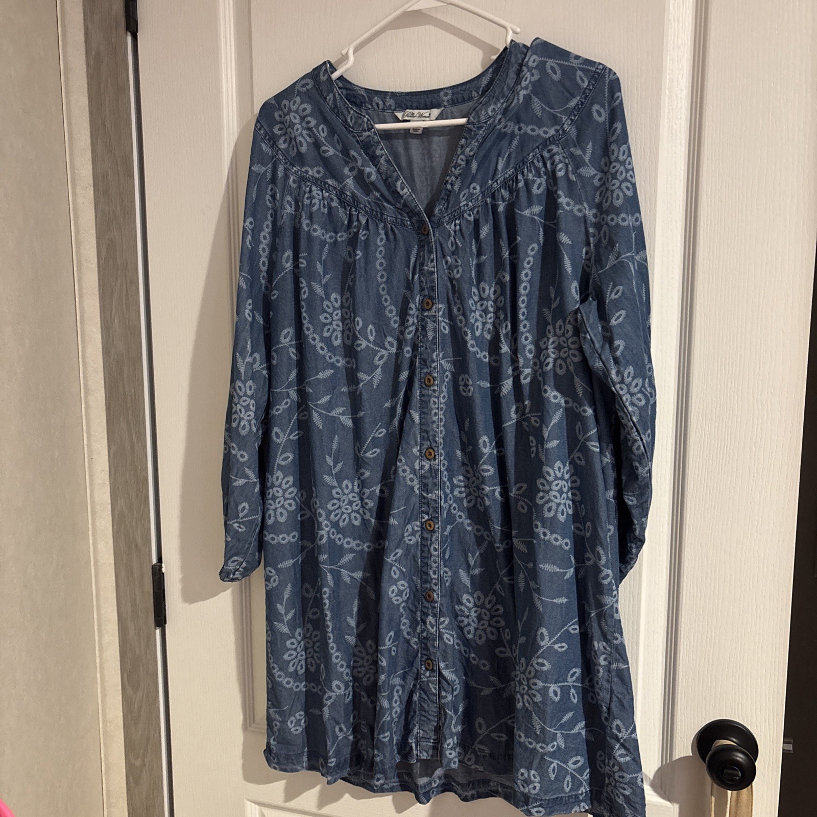 The Pioneer Woman Curve Yoke Shirt Dress Med 8/10 Floral Chambray Lightweight