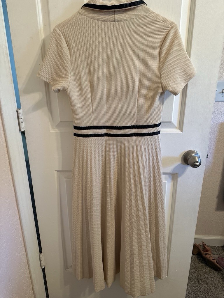 SHEIN Beige Solid Black Trim Knit V-Neck A-Line Midi Dress Short Sleeve S