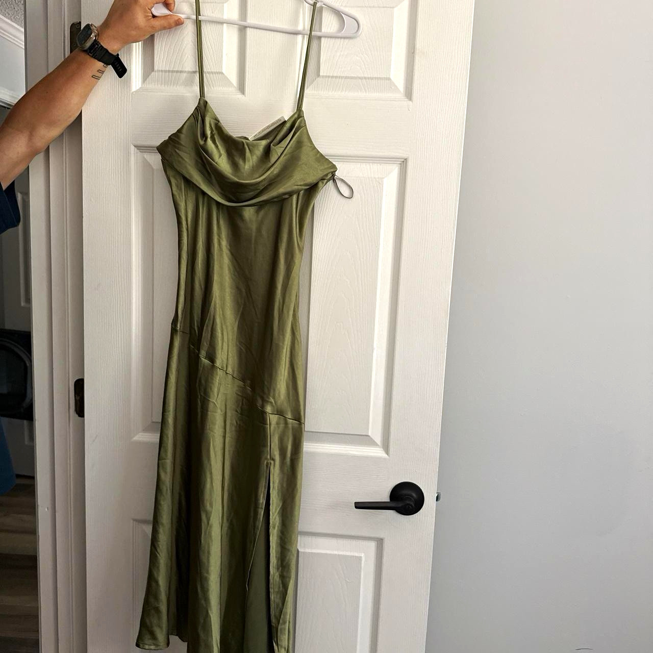 Fiemones Green Satin Cowl Neck Strappy Sleeveless Maxi Slip Dress L