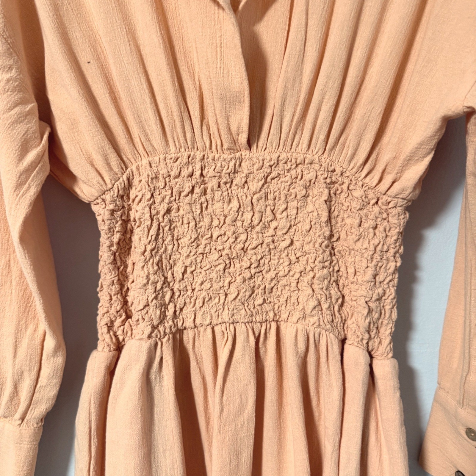 Free People Endless Summer Monika Peach Ruched Shirt Dress Smocked Waist XS Midi