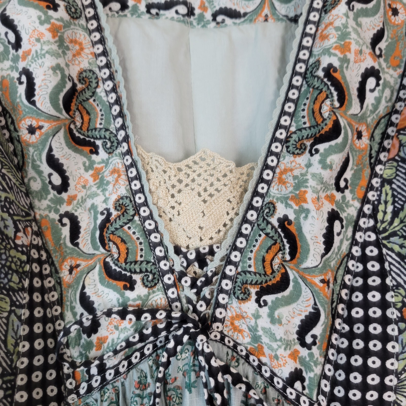 Anthropologie Sz M Astrid Tunic V Neck Floral Printed Lace Flutter Sleeve Dress