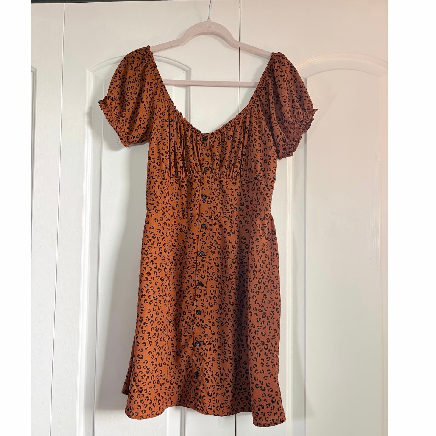 Women’s Leopard Print Puff Sleeve Button Front Mini Dress Size L Boho