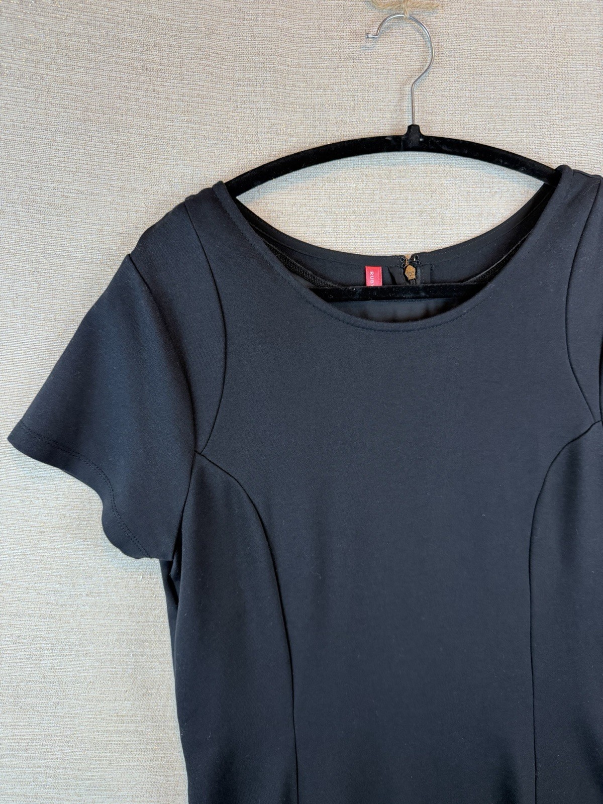 Ruby Ribbon Short Sleeve Black Slimming Lined Shapewear LBK Dress Size L