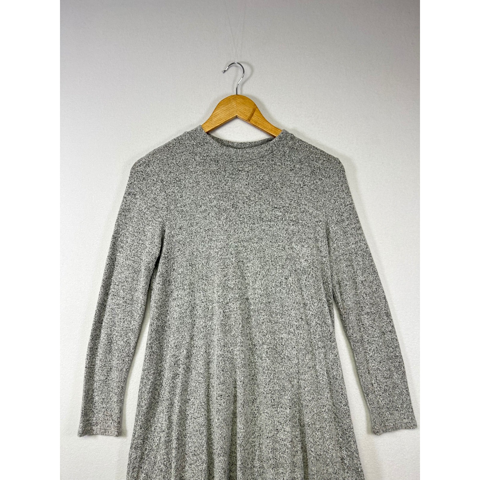 Minimalist Potter’s Pot Women Small Gray Marl Long Sleeve Knit Skater Mini Dress