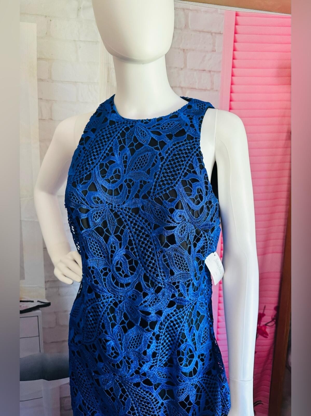 Alexia Admor Blue Guipure Lace Sheath Dress