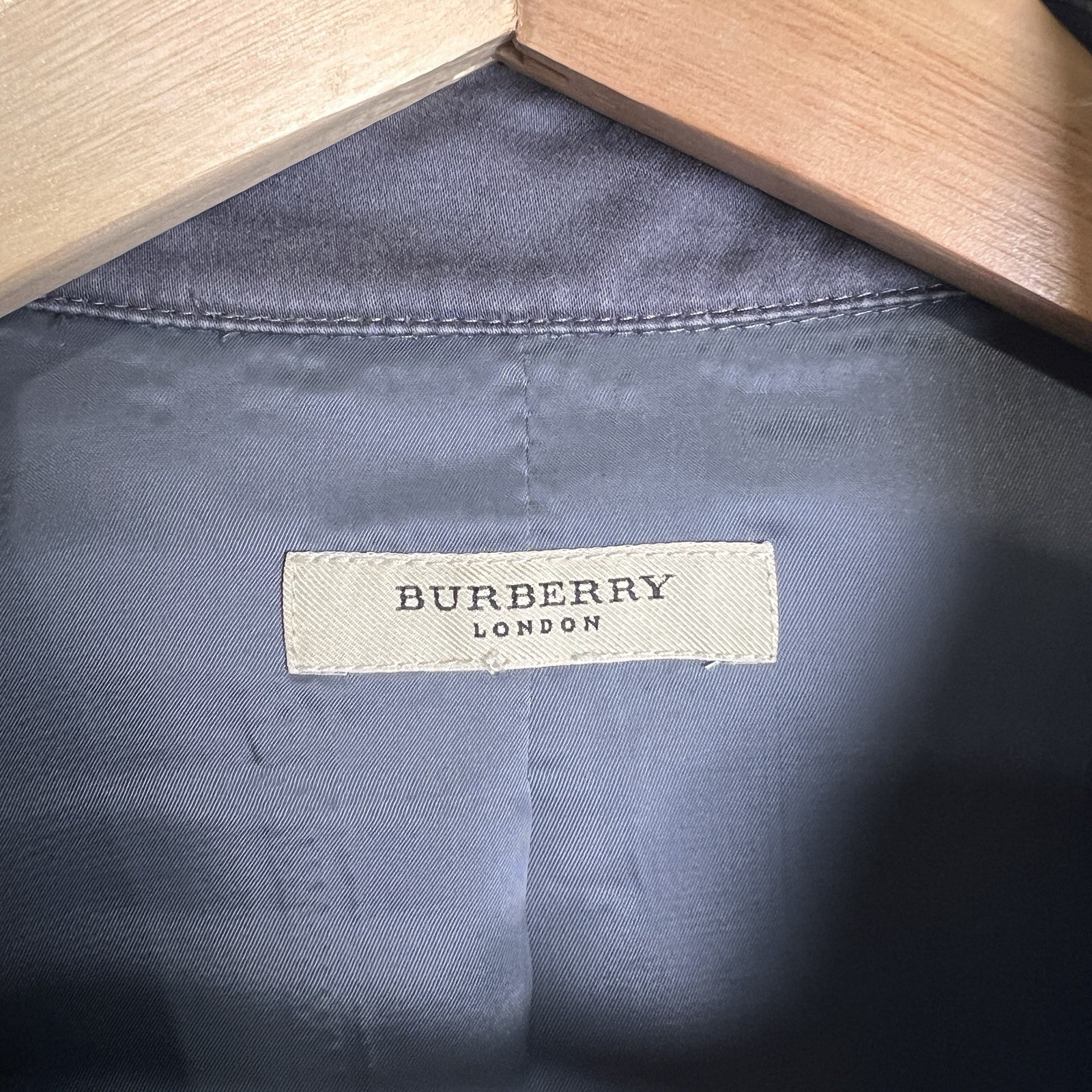 Burberry of London Gray Button Down Dress Size 17.5” Ptp EUC
