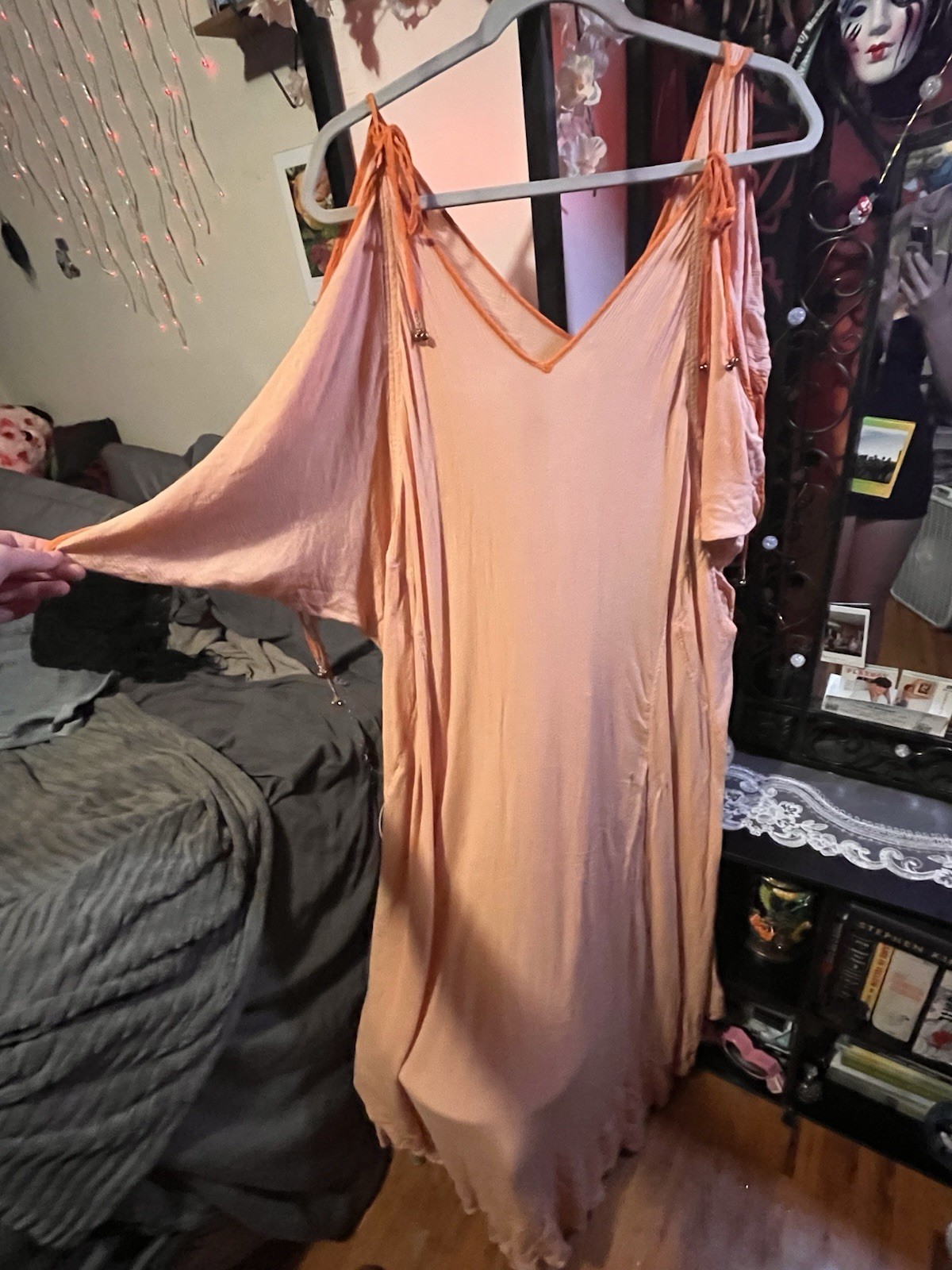 Peach Women’s Cold Shoulder V-Neck -FREE PEOPLE VINTAGE MAXI DRESS