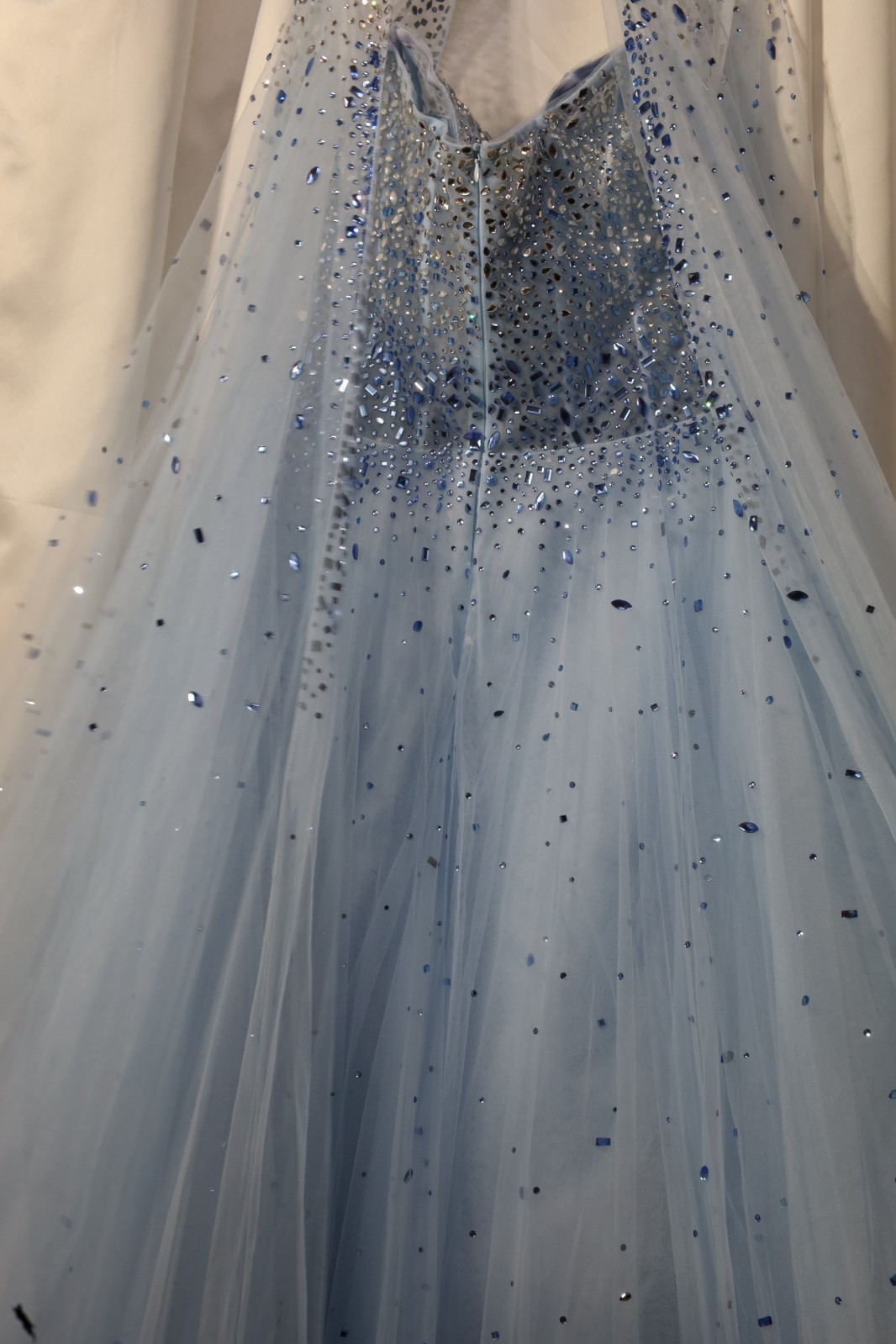 Elegant Evening Dress Light Blue Tulle Crystal Embellished Rhinestones