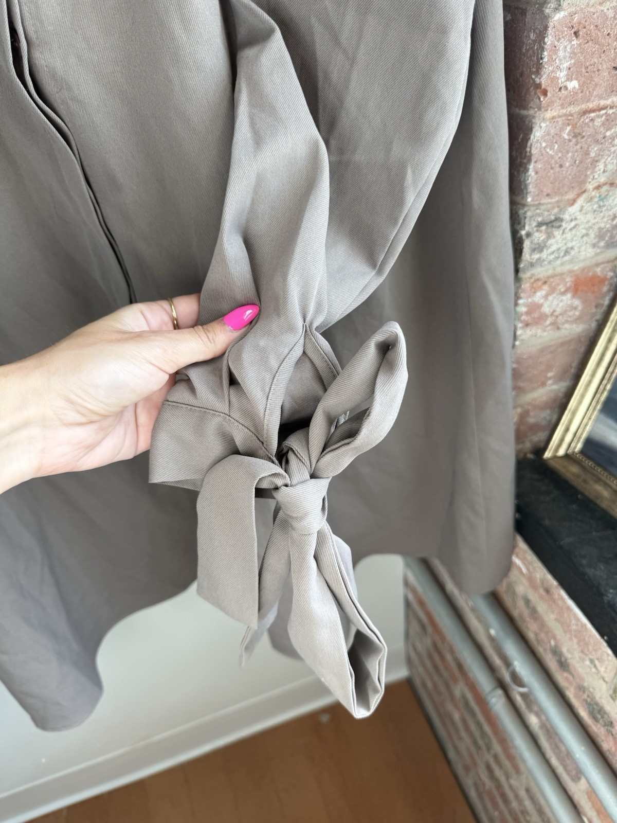 SHEIN Women’s Gray Solid Satin Collared Button-Up Blouse Dress Sleeve Size S